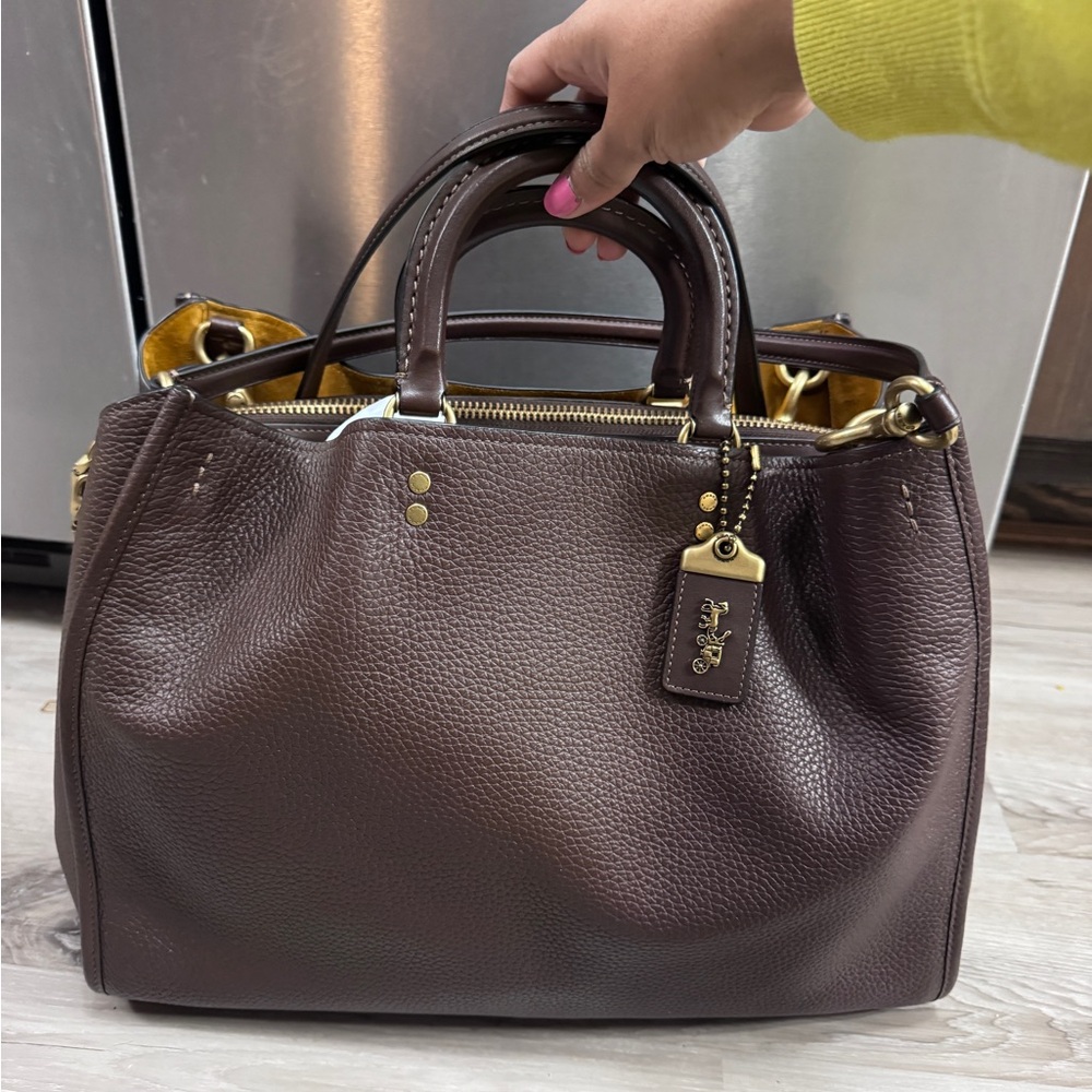 Coach rogue 39 maple brass